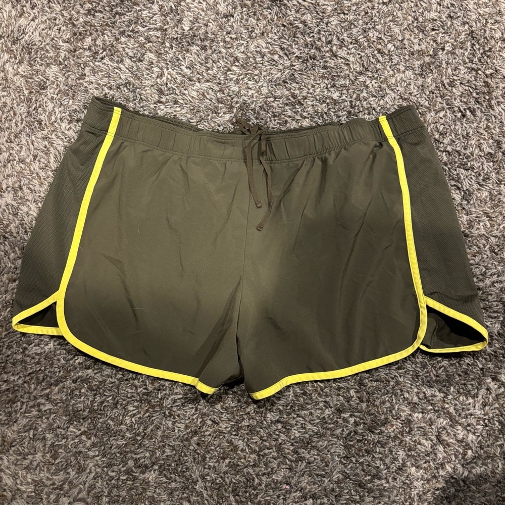 Women's Gap Body Workout Shorts